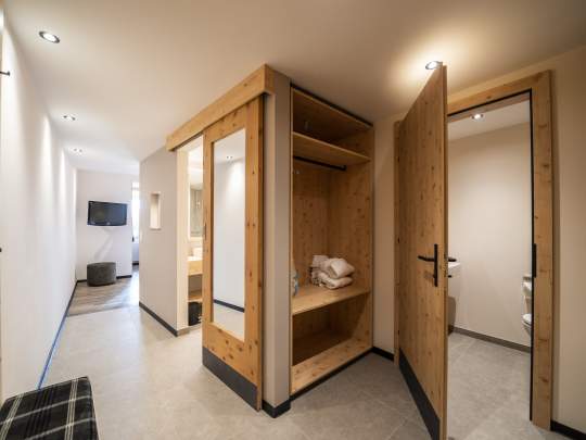 Heidi-Hotel Falkertsee 32-9855-print_Heidi-Hotel-Falkertsee_by_Gert_Perauer