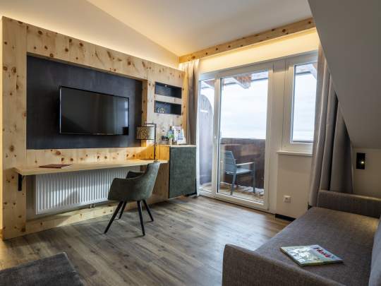 Heidi-Hotel Falkertsee 35--print_Heidi-Hotel-Falkertsee_by_Gert_Perauer