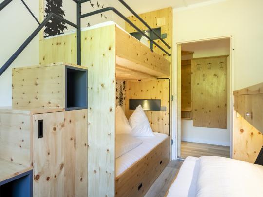 9--print_Heidi-Hotel-Falkertsee_by_Gert_Perauer