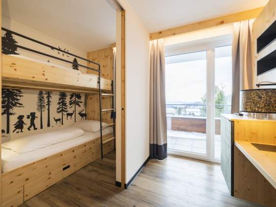 Heidi-Hotel Falkertsee 5--print_Heidi-Hotel-Falkertsee_by_Gert_Perauer