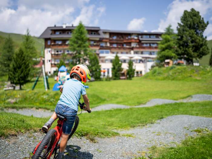Heidi-Hotel Falkertsee 228-4248-print_HeidiHotel_Falkert_2023_by_Gert_Perauer