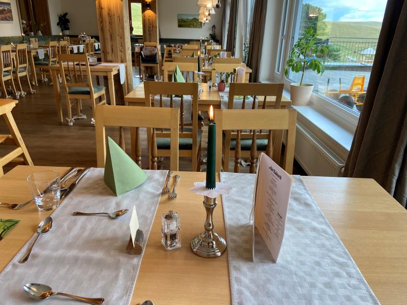 Heidi-Hotel Falkertsee Seestüberl am fenster